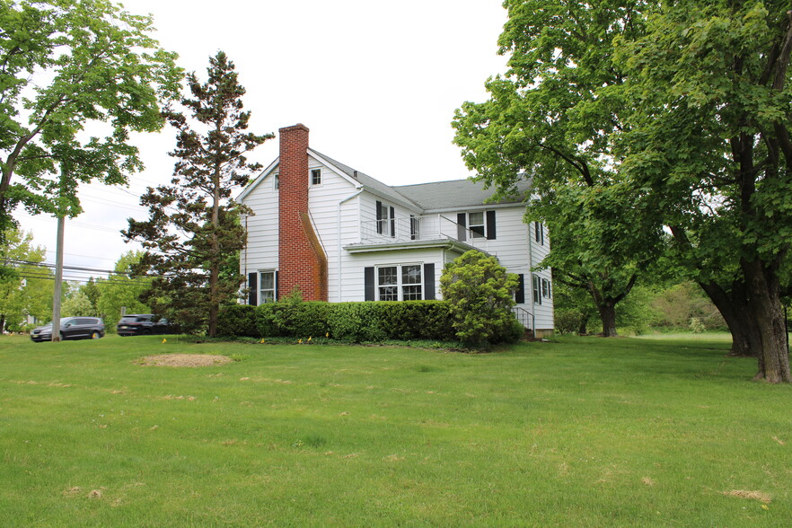 113 Monmouth Rd, Freehold, NJ for sale - Building Photo - Image 2 of 8