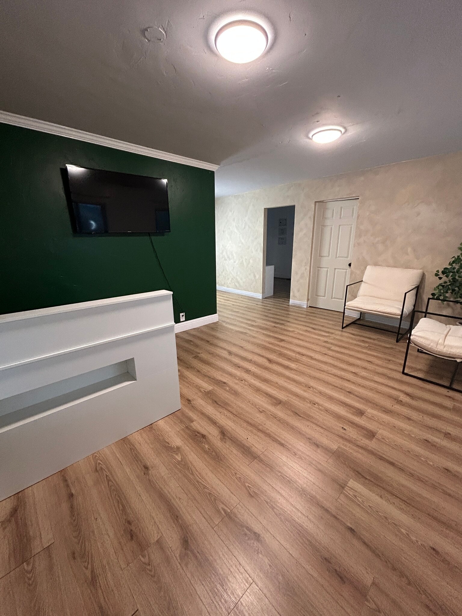 16430 Monterey Rd, Morgan Hill, CA for lease Interior Photo- Image 1 of 8
