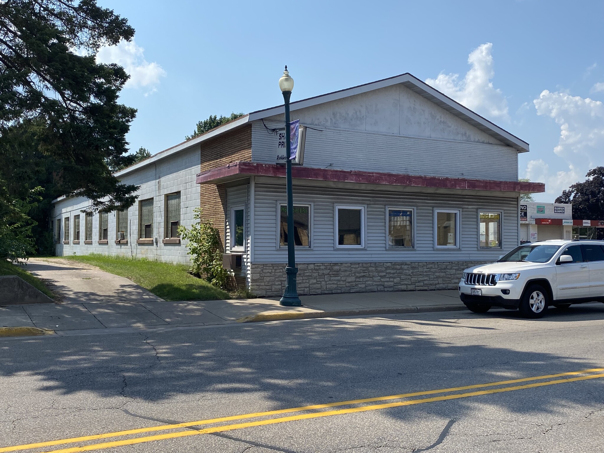 325 S Main St, Shawano, WI for sale Building Photo- Image 1 of 1