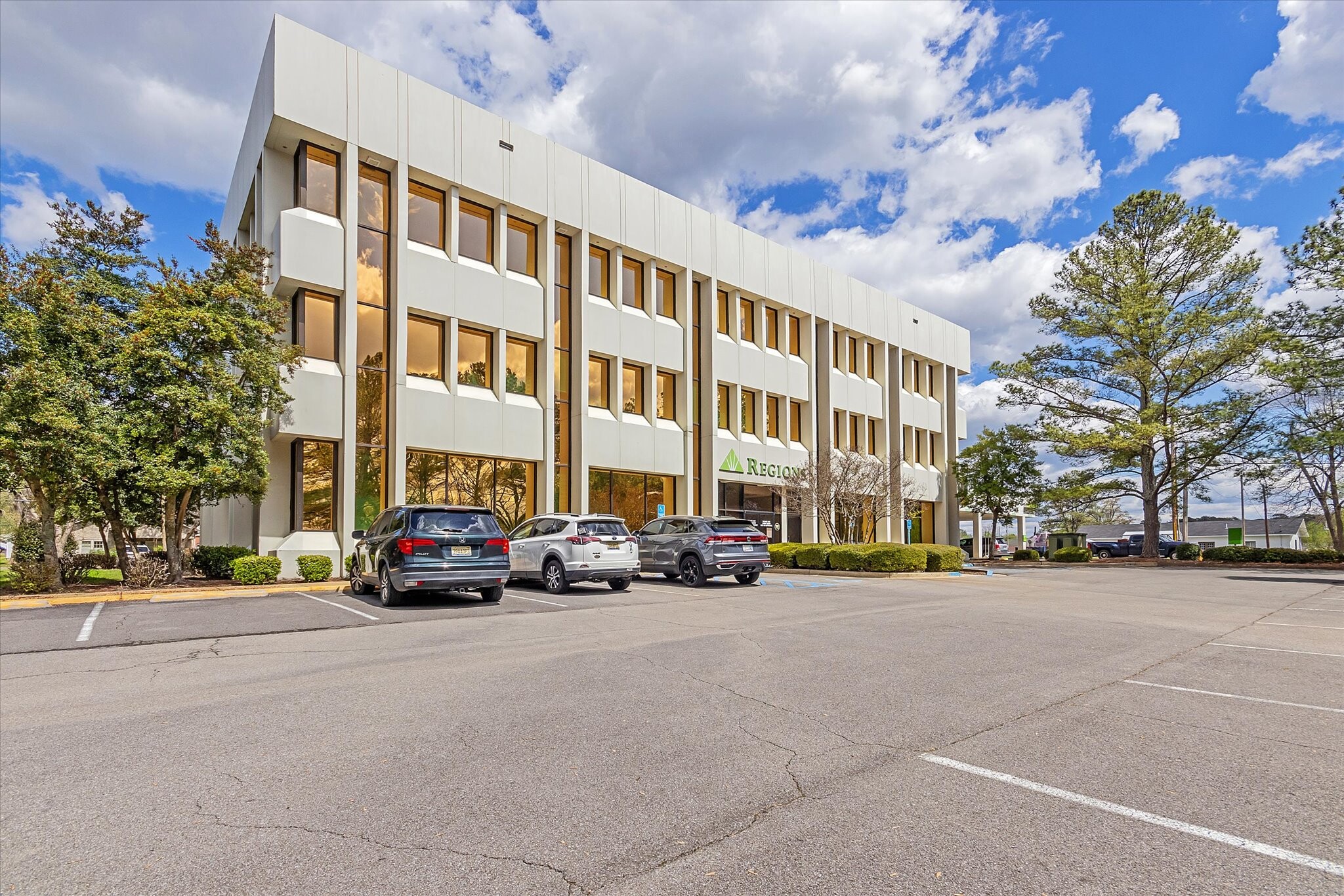 510 E Laurel St, Scottsboro, AL for lease Building Photo- Image 1 of 14