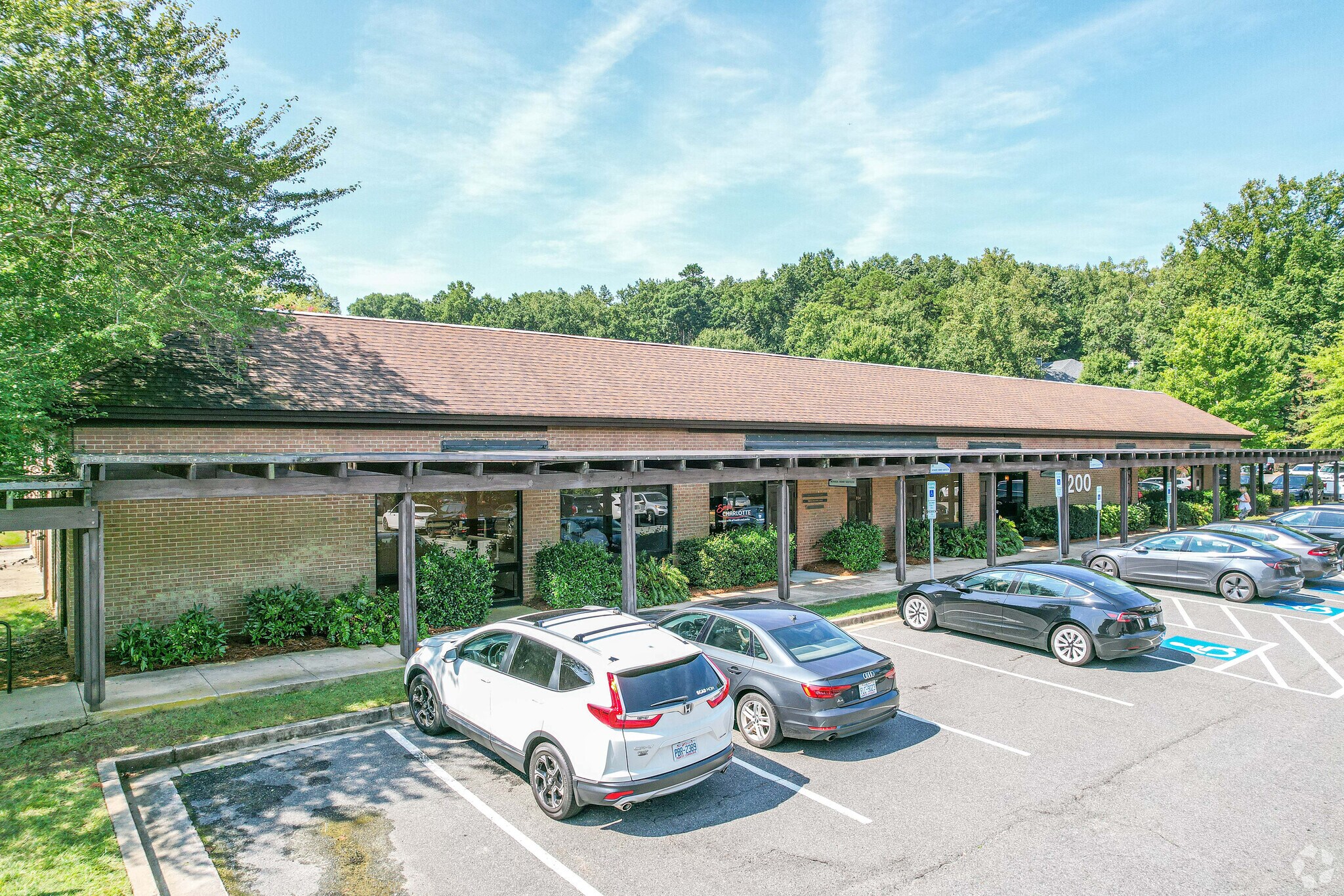 2711 Randolph Rd, Charlotte, NC for sale Primary Photo- Image 1 of 1