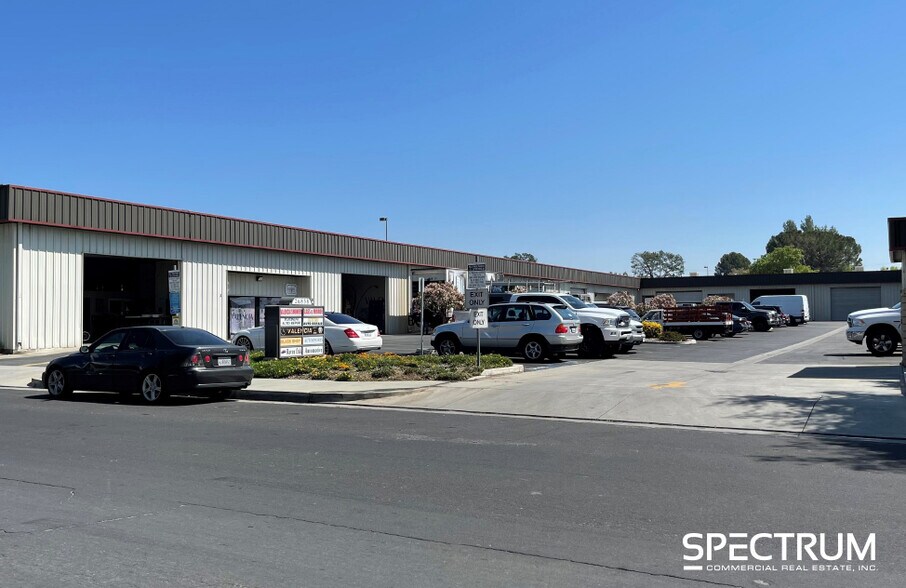 26858 Ruether Ave, Santa Clarita, CA for sale - Building Photo - Image 1 of 1