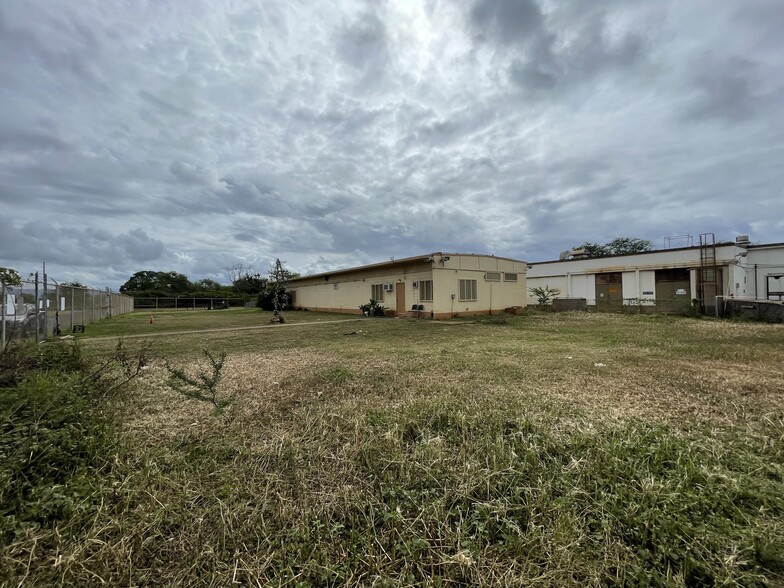 91-2035 Franklin D Roosevelt Ave, Kapolei, HI for lease - Building Photo - Image 2 of 2