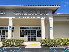 270 NW Peacock Blvd, Port Saint Lucie, FL for lease Building Photo- Image 1 of 16