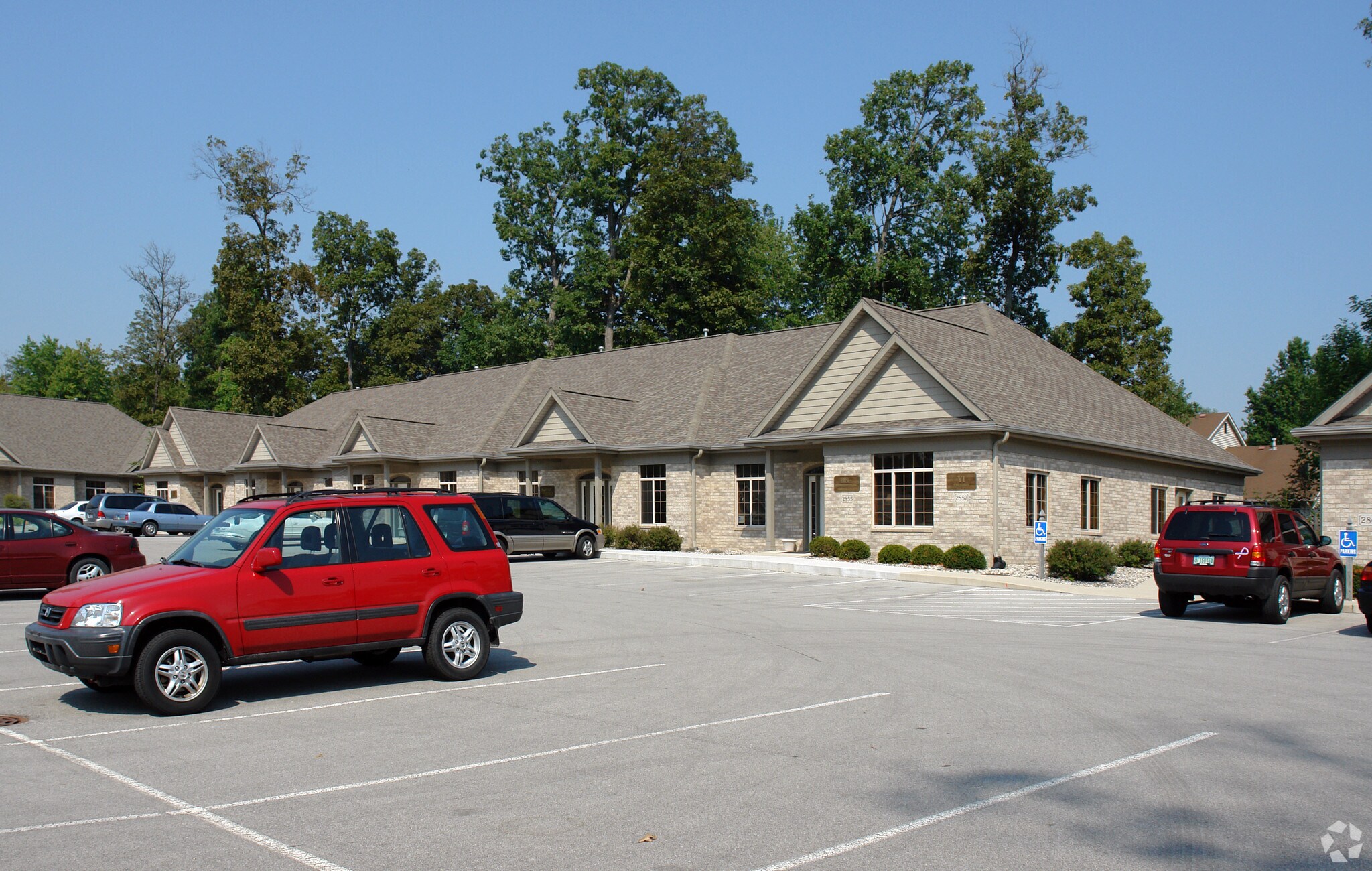 2841-2857 E Dupont Rd, Fort Wayne, IN for sale Primary Photo- Image 1 of 1