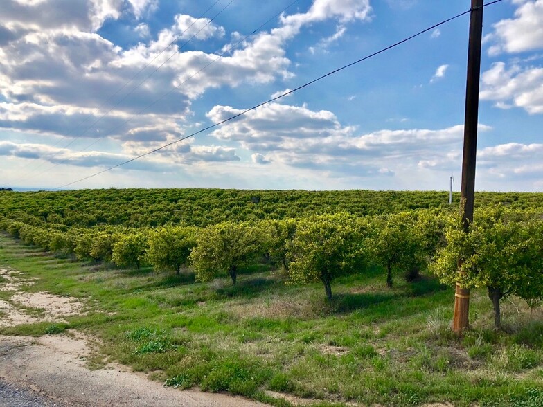 17498 Ca-65, Bakersfield, CA for sale - Building Photo - Image 1 of 1