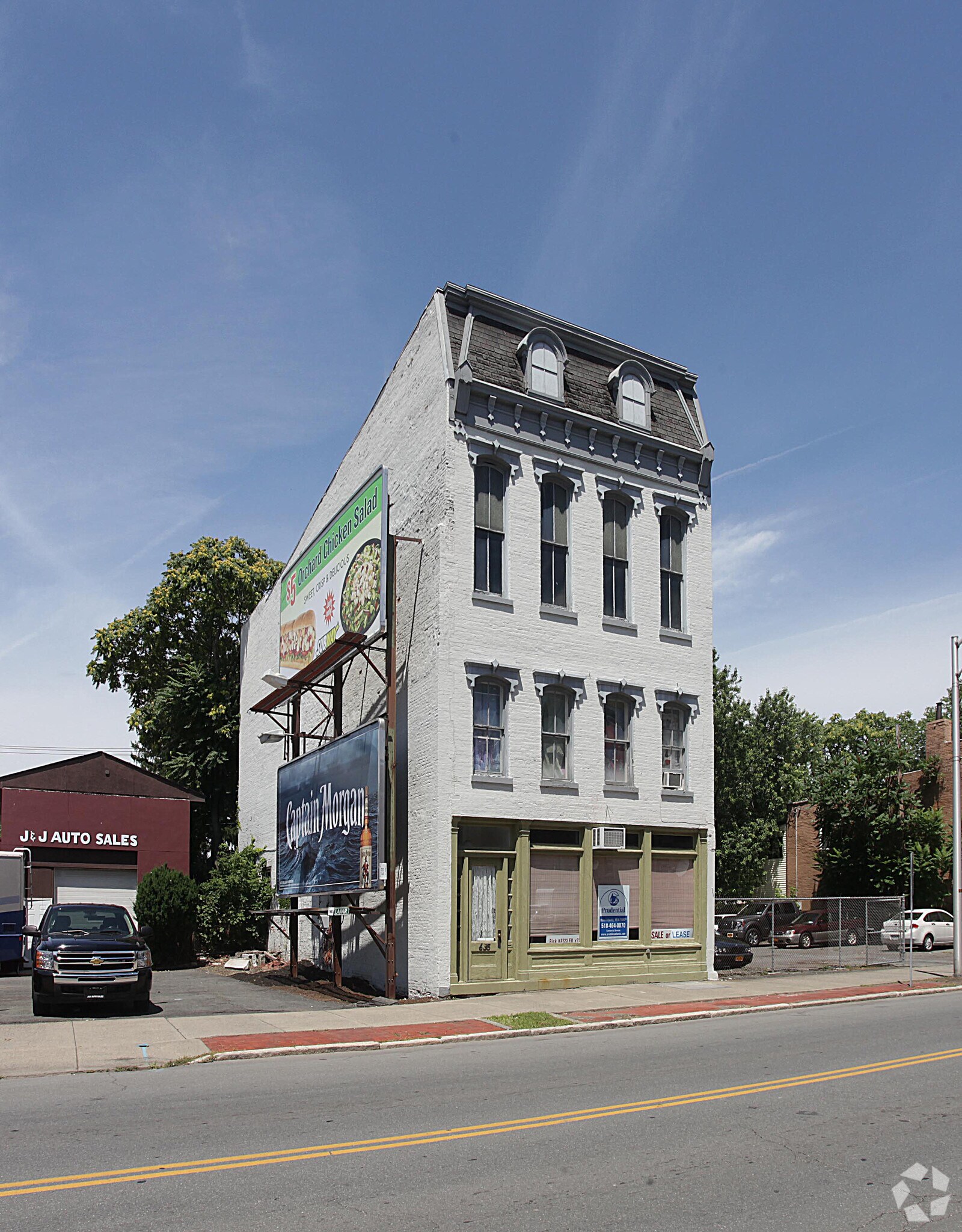 635 2nd Ave, Troy, NY for sale Primary Photo- Image 1 of 1