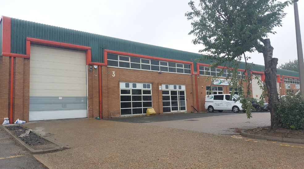 Sandpit Rd, Dartford for lease - Building Photo - Image 1 of 3