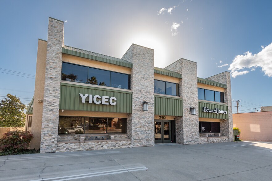 310 E Foothill Blvd, Arcadia, CA for sale - Building Photo - Image 2 of 15