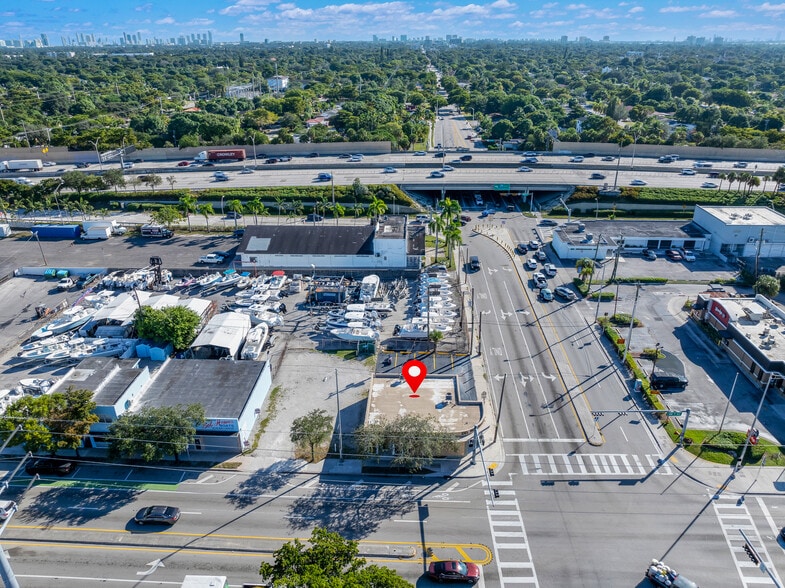 12501-12505 NW 7th Ave, North Miami, FL for lease - Building Photo - Image 3 of 15