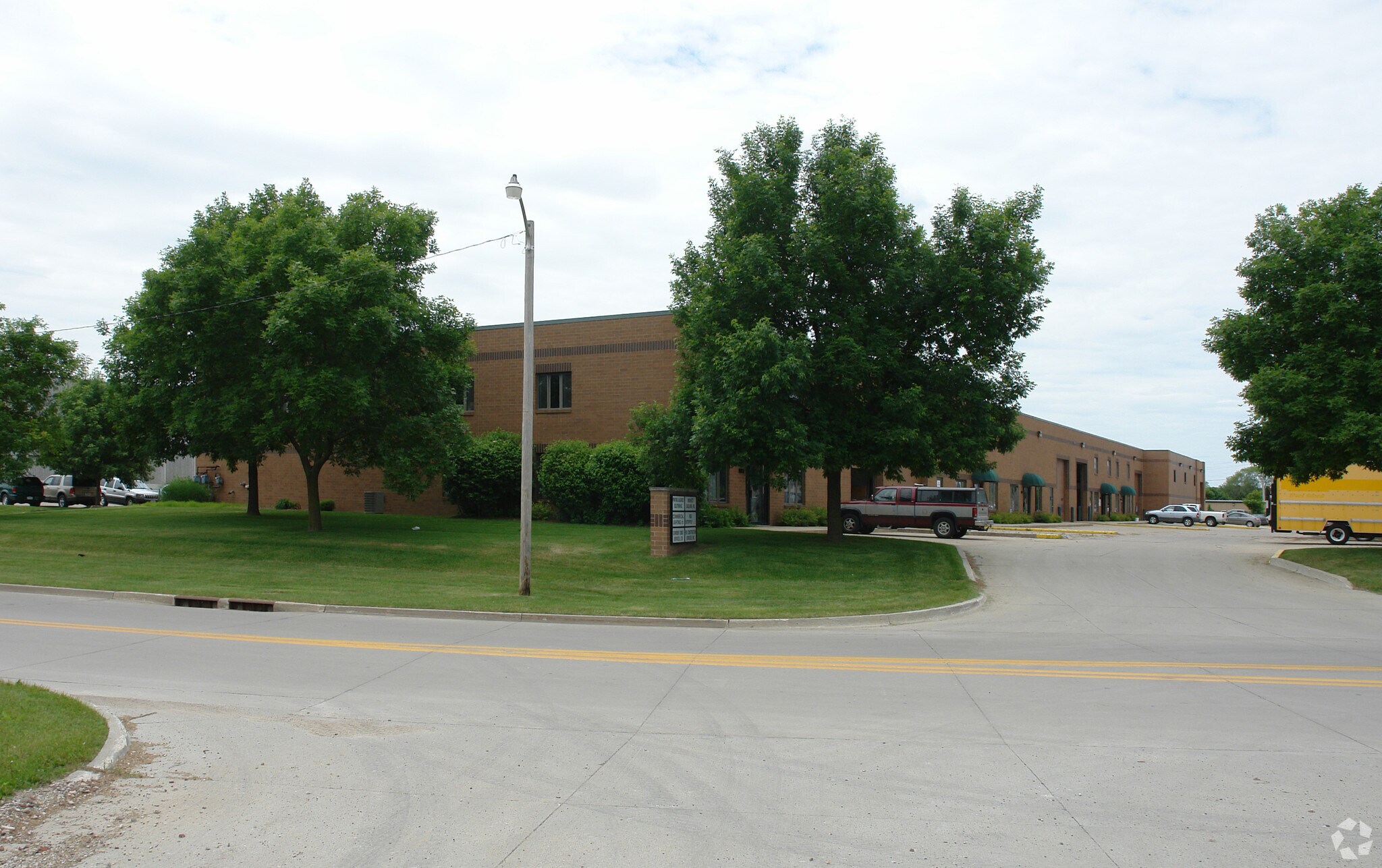 103-114 S 11th St, West Des Moines, IA for sale Building Photo- Image 1 of 1