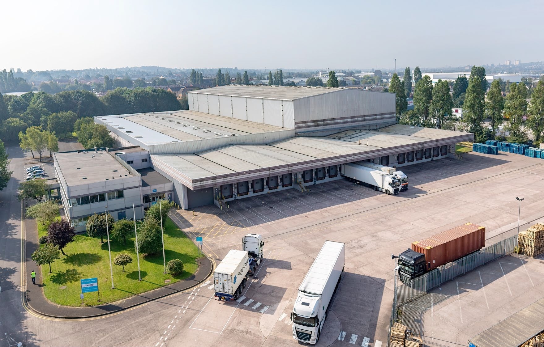 Crystal Dr, Smethwick for sale Primary Photo- Image 1 of 1