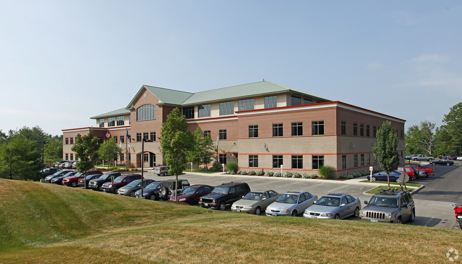 100 International Dr, Portsmouth, NH, 03801 Office Space For Lease