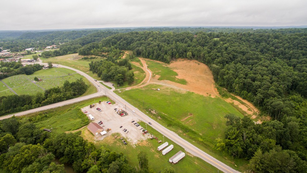 1200 N Wallace Wilkinson Blvd, Liberty, KY 42539