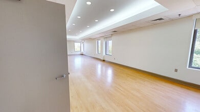 7777 Leesburg Pike, Falls Church, VA for lease Interior Photo- Image 2 of 4