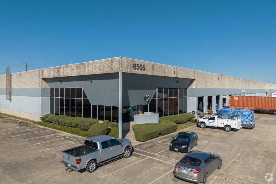 8505 North Loop E, Houston, TX 77029