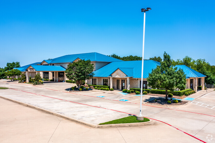 4851 S Interstate 35 E, Corinth, TX for lease - Building Photo - Image 3 of 7