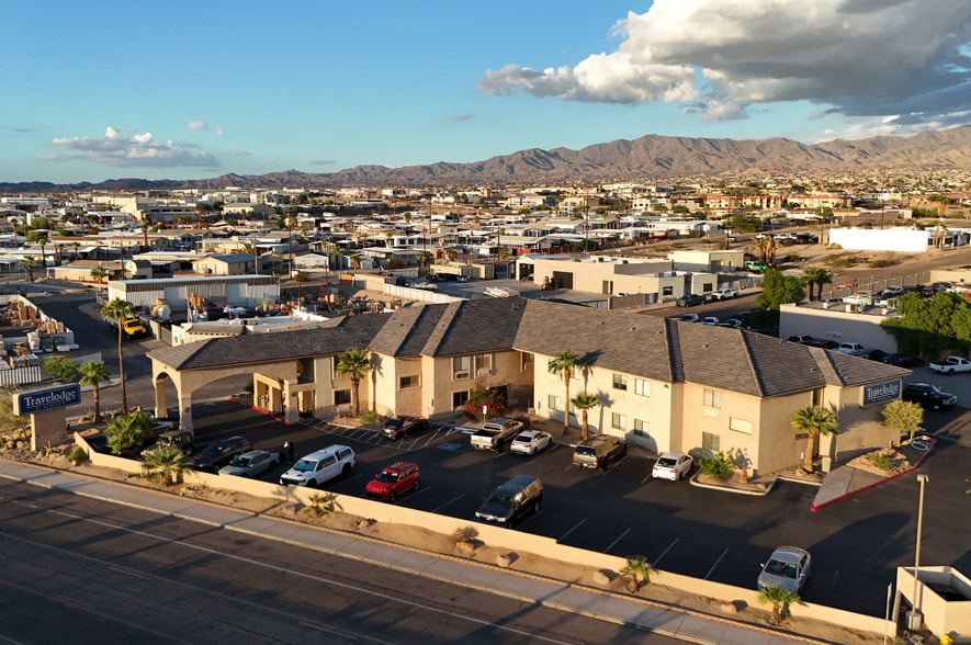 480 London Bridge Rd, Lake Havasu City, AZ for sale - Building Photo - Image 3 of 10