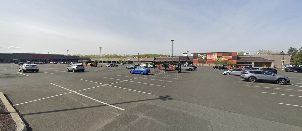 75-81 Vandenburgh Ave, Troy, NY for lease - Building Photo - Image 3 of 7