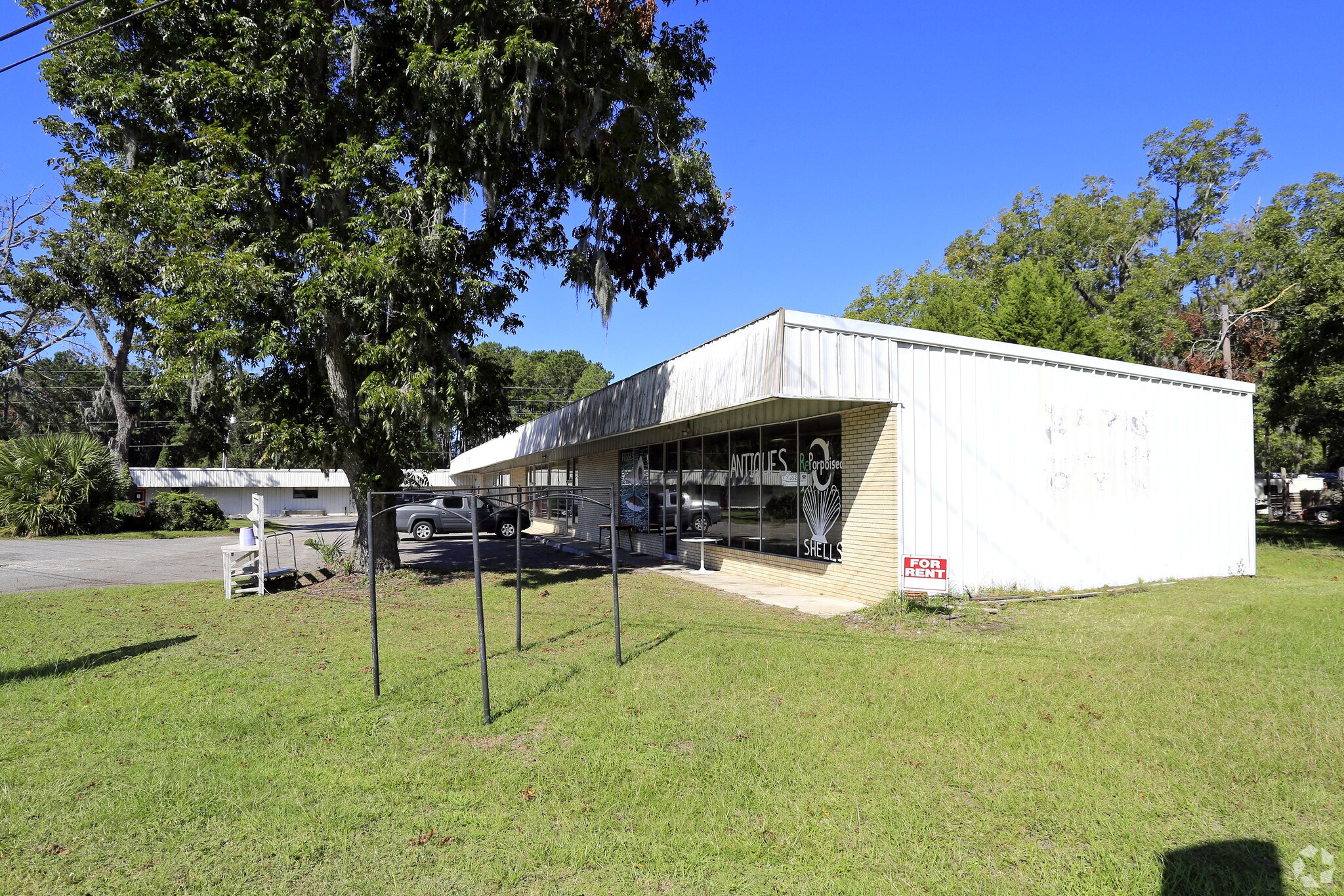 612 Robert Smalls Pky, Beaufort, SC for sale Primary Photo- Image 1 of 1