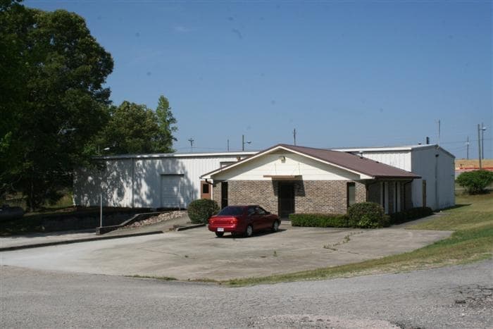 265 Davis Rd, Lagrange, GA for lease - Building Photo - Image 1 of 6