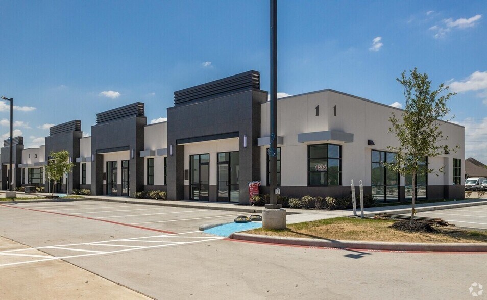 12280 Broadway St, Pearland, TX for lease - Building Photo - Image 3 of 21