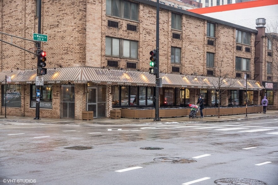 1151-1155 N Wells St, Chicago, IL for lease - Building Photo - Image 2 of 14