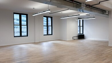 11 Broadway, New York, NY for lease Building Photo- Image 2 of 2