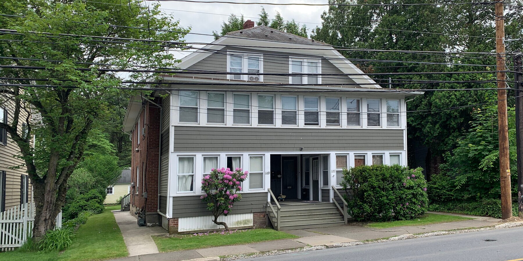 1169 W Main St, Stroudsburg, PA 18360