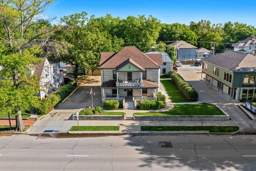 720 Poyntz Ave, Manhattan, KS for sale - Building Photo - Image 2 of 63