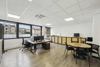 94-96 Rue Victor Hugo, Ivry-sur-Seine for lease Interior Photo- Image 2 of 5