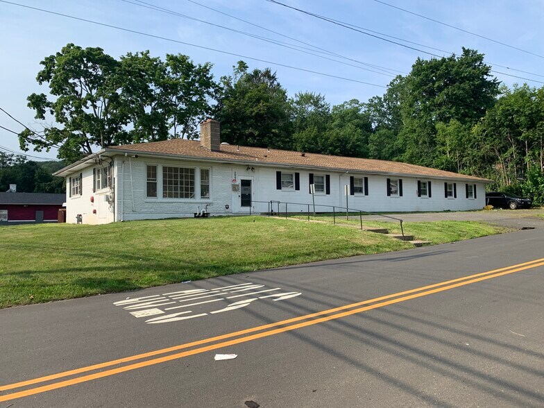 1840 State St, Hamden, CT 06517