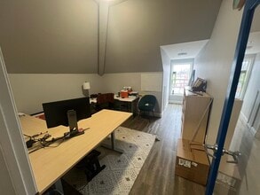 8 Jenkins Ct, Durham, NH for lease Building Photo- Image 2 of 8