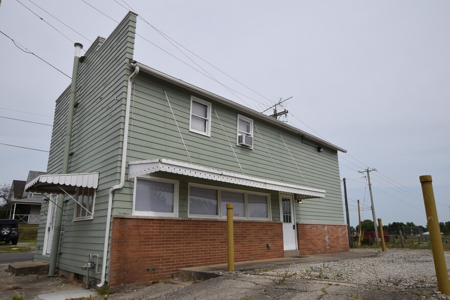 604 E Main St, Saint Paris, OH for lease - Primary Photo - Image 1 of 15