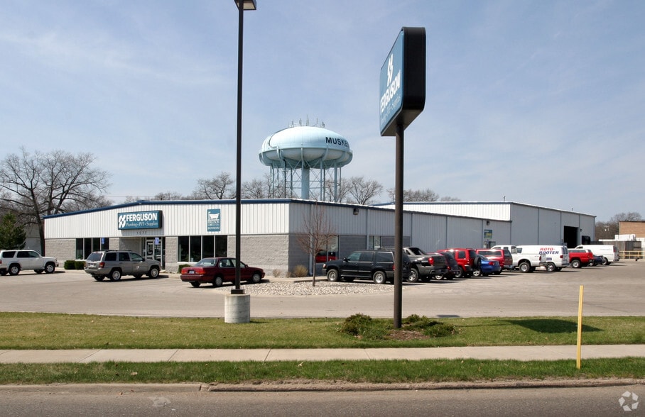 1577 Getty St, Muskegon, MI for sale - Primary Photo - Image 2 of 4