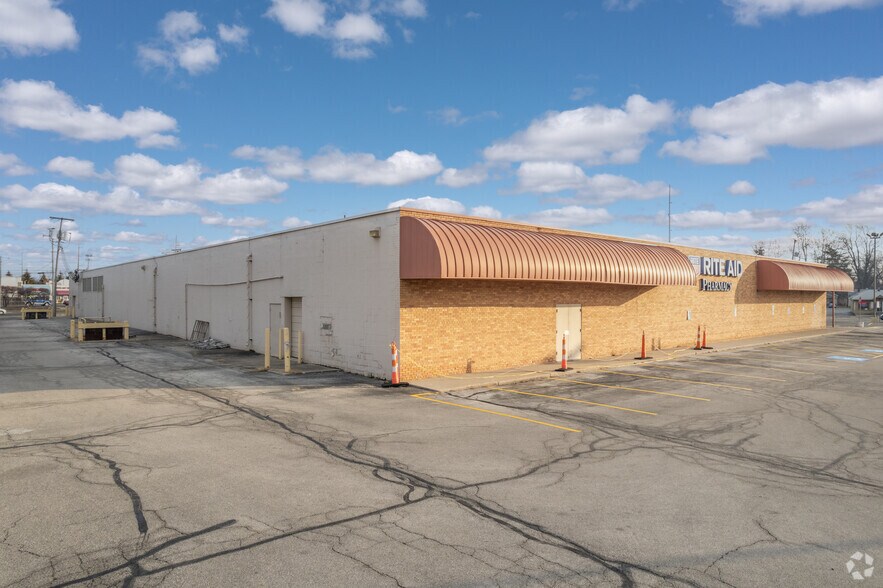 3911 Secor Rd, Toledo, OH 43623 Rite Aid with Adjacent Space