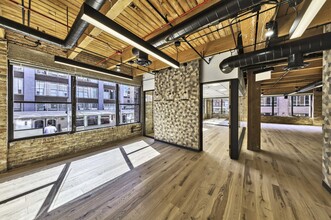 730 N Franklin St, Chicago, IL for lease Interior Photo- Image 2 of 8