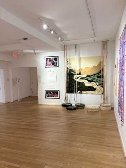 9 Hillyer Ct NW, Washington, DC for sale - Interior Photo - Image 3 of 10