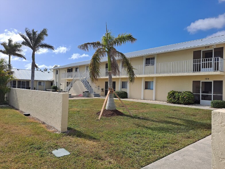 4920-5004 Chiquita Blvd S, Cape Coral, FL for sale - Building Photo - Image 3 of 5