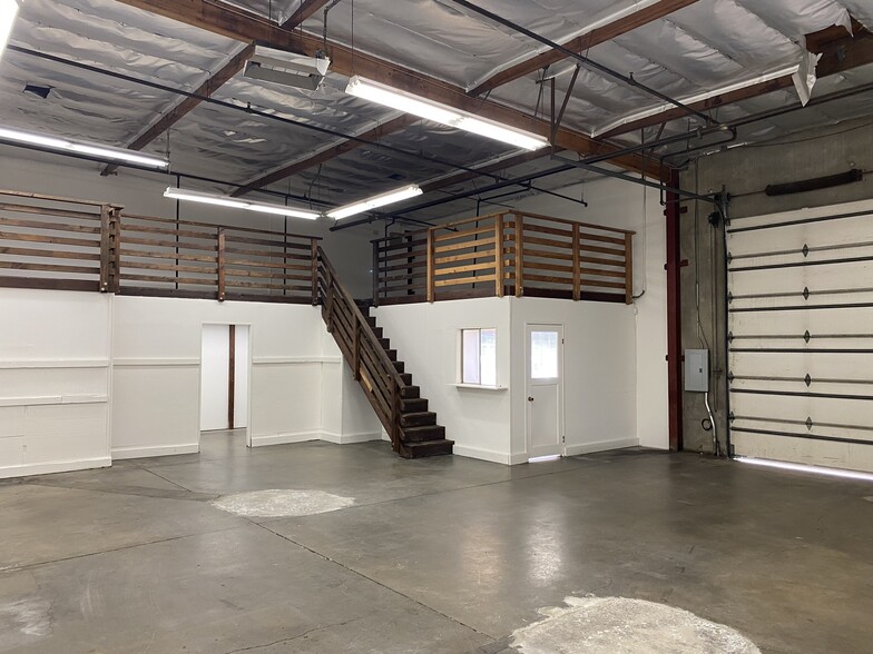 1000 Piner Rd, Santa Rosa, CA for lease - Interior Photo - Image 1 of 8