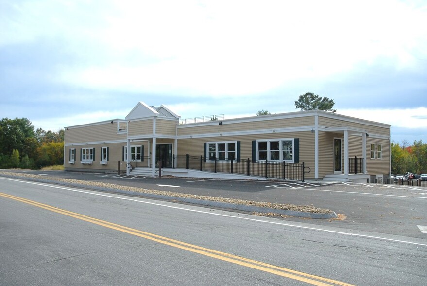 126 Route 27, Raymond, NH for lease - Building Photo - Image 1 of 5