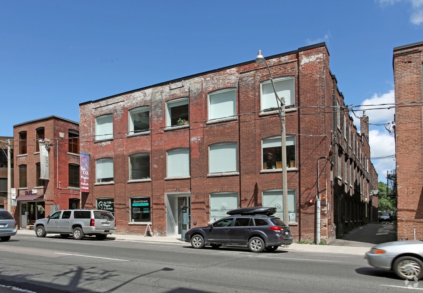 272 Richmond St E, Toronto, ON for lease - Building Photo - Image 1 of 12