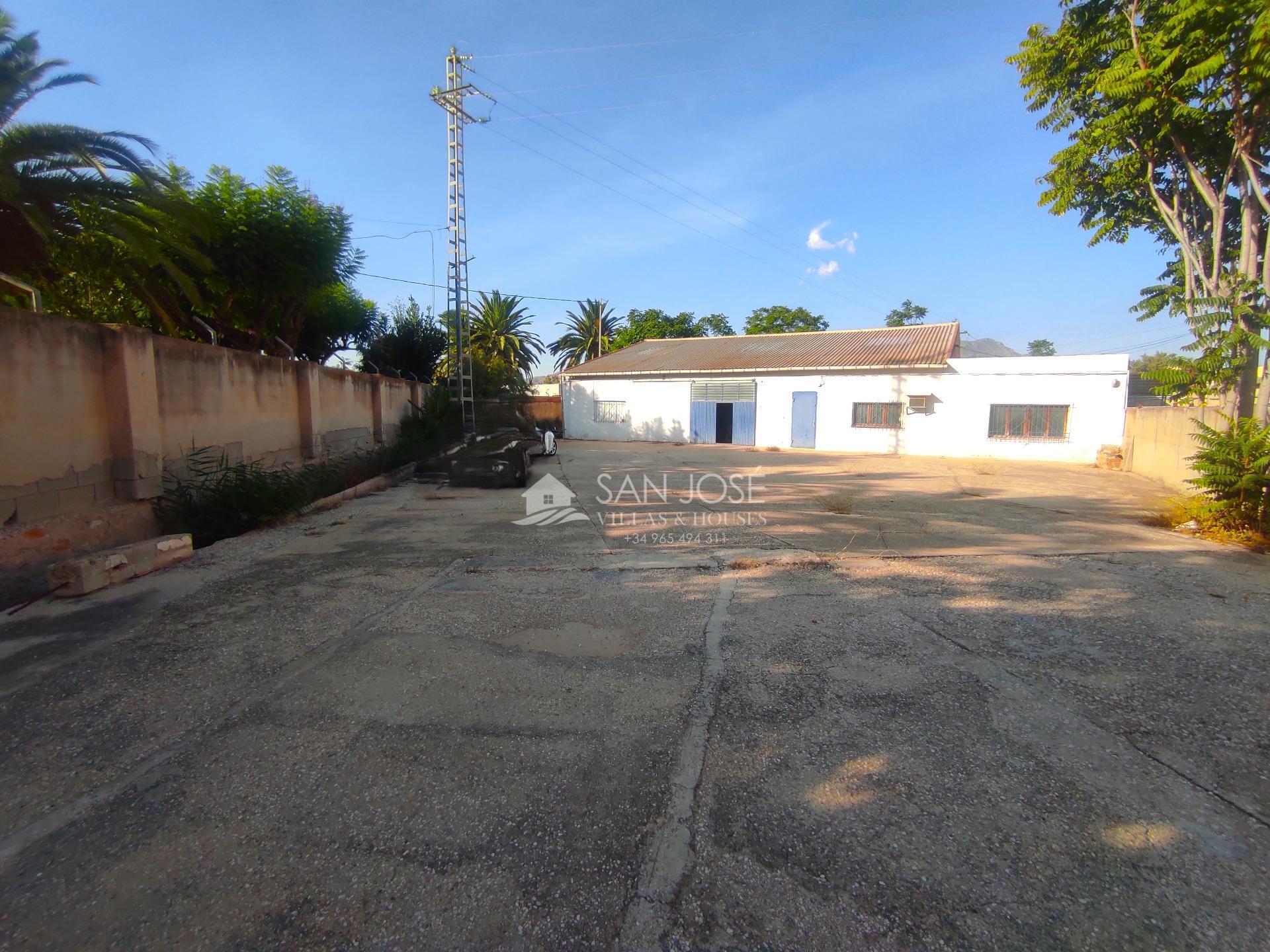 Industrial in Molinos for sale Building Photo- Image 1 of 15