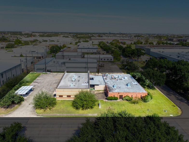 12830 Century Dr, Stafford, TX for sale - Building Photo - Image 2 of 5