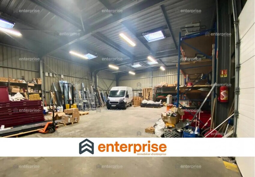 Flex in SAINT-MAXIMIN for sale - Interior Photo - Image 1 of 4