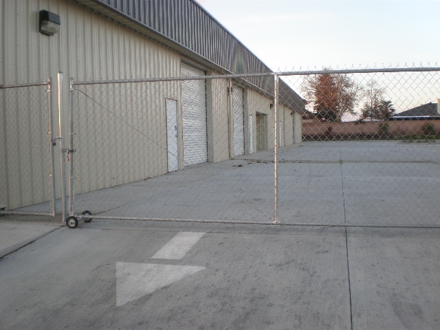 1113 Dayton Ave, Clovis, CA for lease - Building Photo - Image 3 of 4