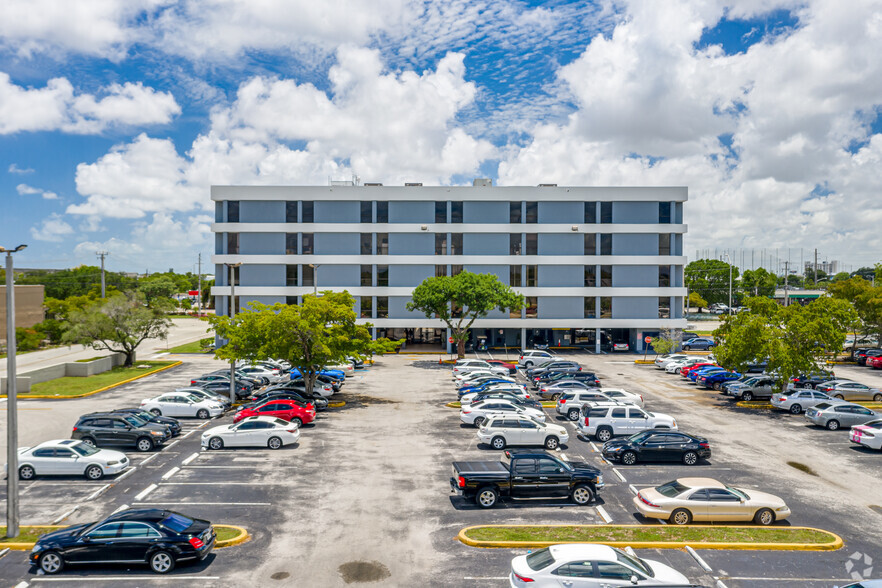 111 NW 183rd St, Miami, FL for lease - Aerial - Image 3 of 10