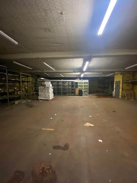 230-236 Marshall St, Elizabeth, NJ for lease - Building Photo - Image 3 of 9