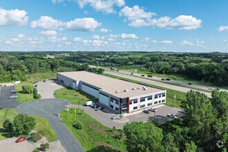 651 Commerce Dr, Hudson, WI - AERIAL map view