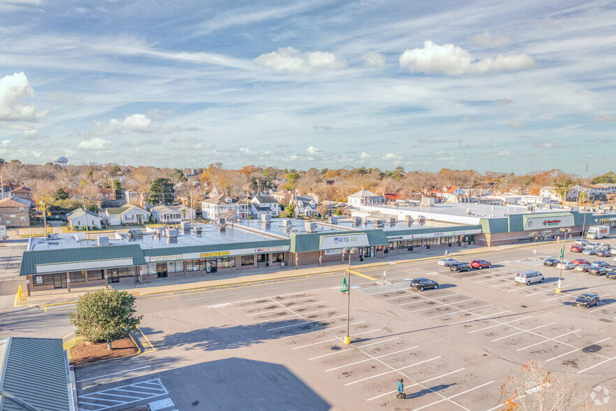 111-197 W Ocean View Ave, Norfolk, VA for lease - Building Photo - Image 1 of 4